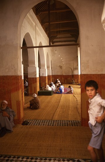 Blick in eine Moschee. Betreten dürfen wir sie nicht