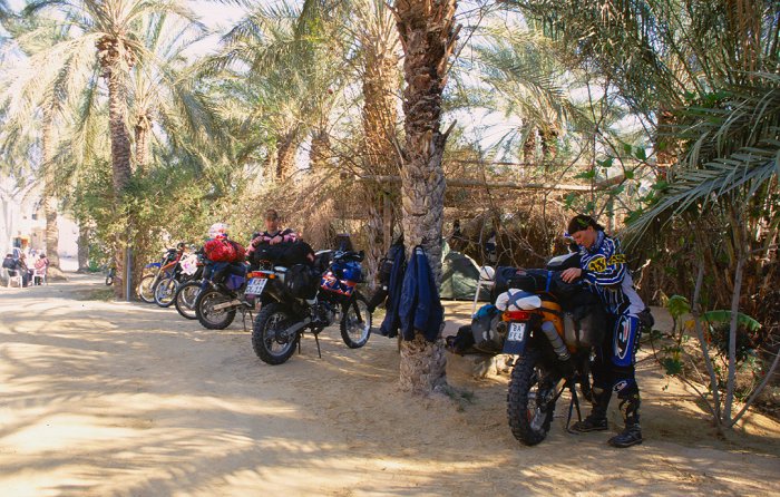 Camping in Tozeur: Fertigmachen zur Abfahrt nach Algerien