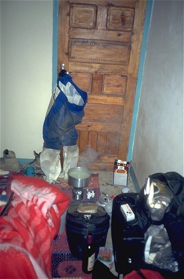 Unser Zimmer in der Dades-Schlucht, Chaos und Schweinekälte