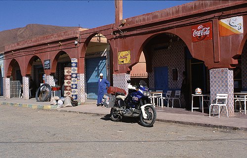 Rast in Foum El Hassane.