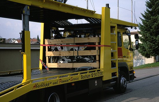 15. April 2002: Endlich kommt Vronis Maschine Zuhause an ...