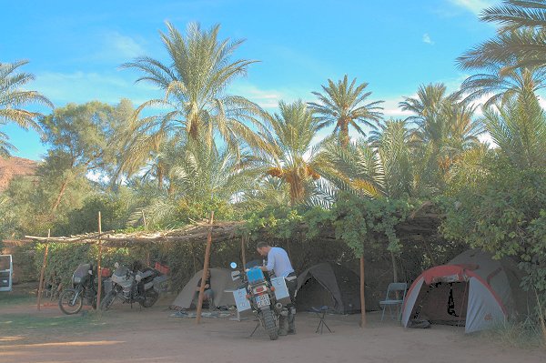 ... bevor wir auf dem Campingplatz aufschlagen