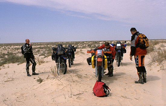 Sandige Piste um den Chott el Djerid
