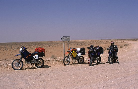 Pipelinepiste nach Ksar Ghilane ...