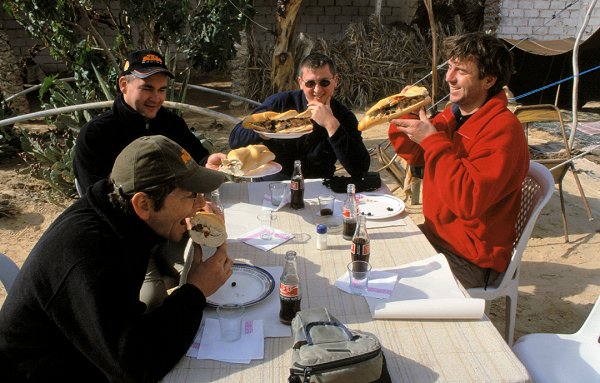 Bei Ali Baba gibt es nette kleine Sandwiches für zwischendurch ;-)