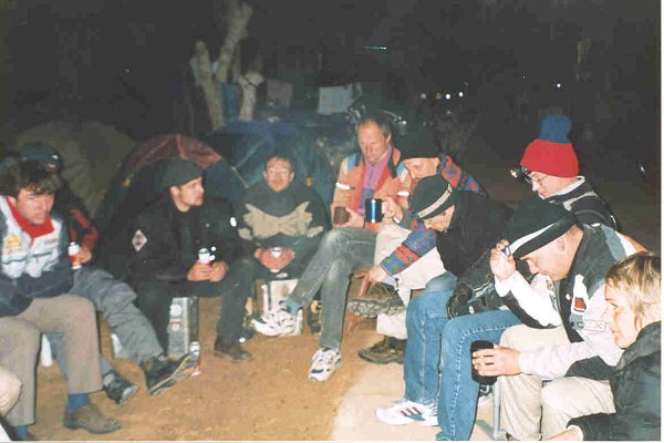 Abendliches Zusammensitzen auf dem Campingplatz