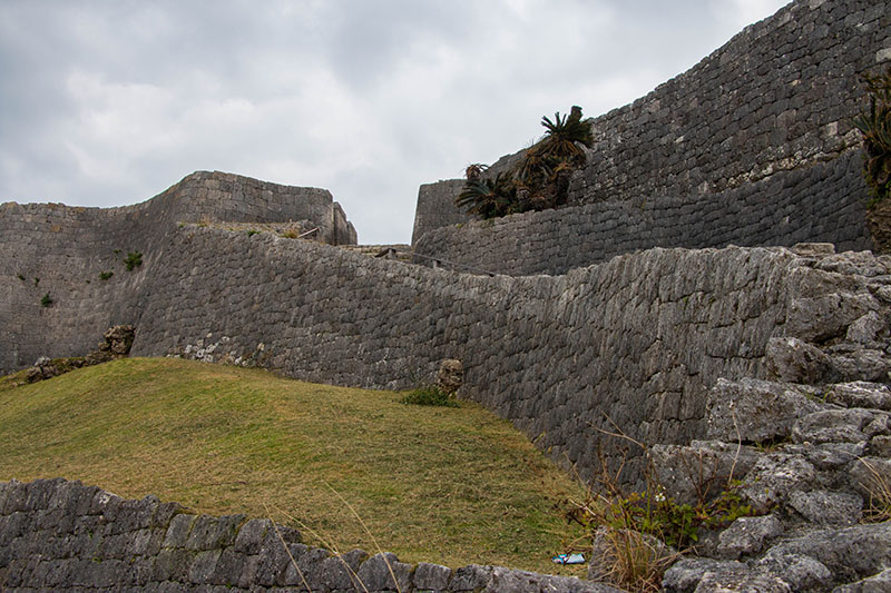 ... geht es die letzte Treppe hinauf