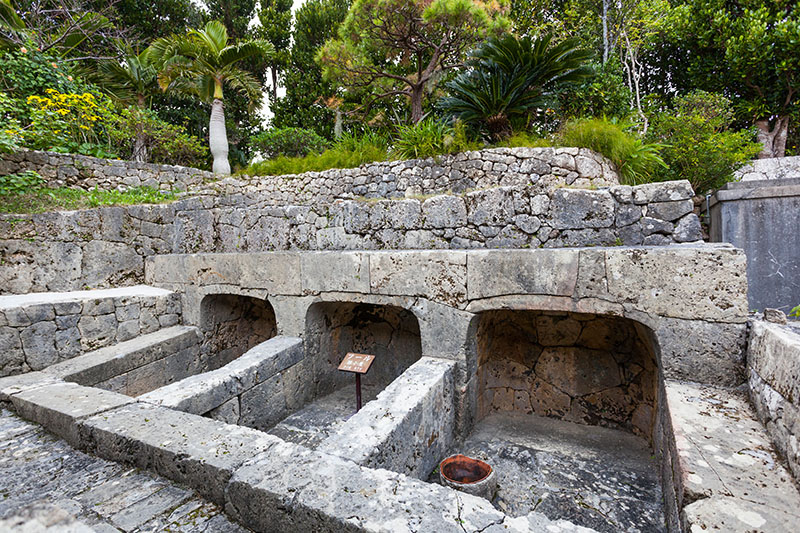 ... zum Schweinestall