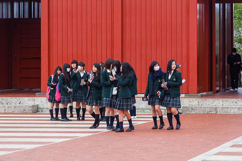 Und wieder Schulklassen ...