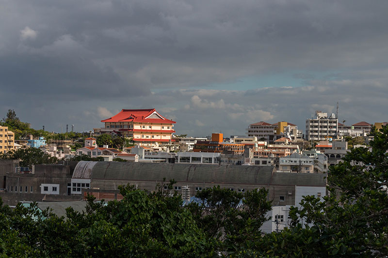 ... einzelne Sonnenstrahlen kommen schon durch