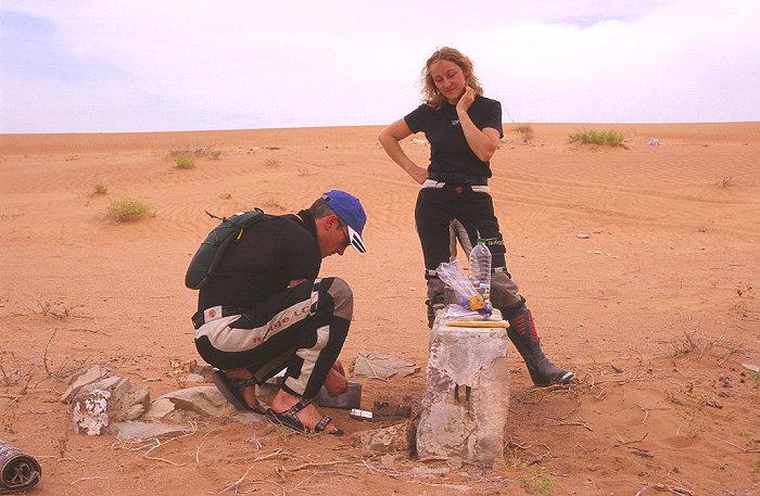 Gerd und Daniela machen das Nudelwasser heiß