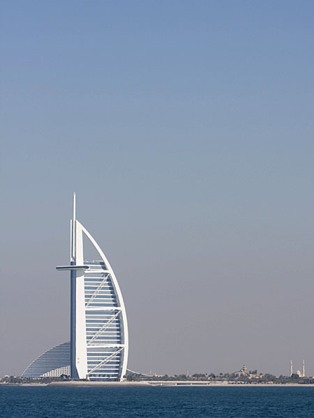 Das bisherige Wahrzeichen Dubais, das Burj al Arab