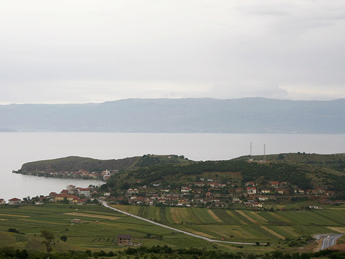 Den Ort Lin am Ohridsee erreichen wir leider bei Regenwetter :-(