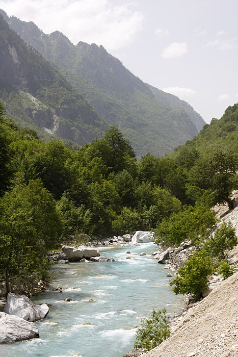 Fahrt ins Valbona Tal