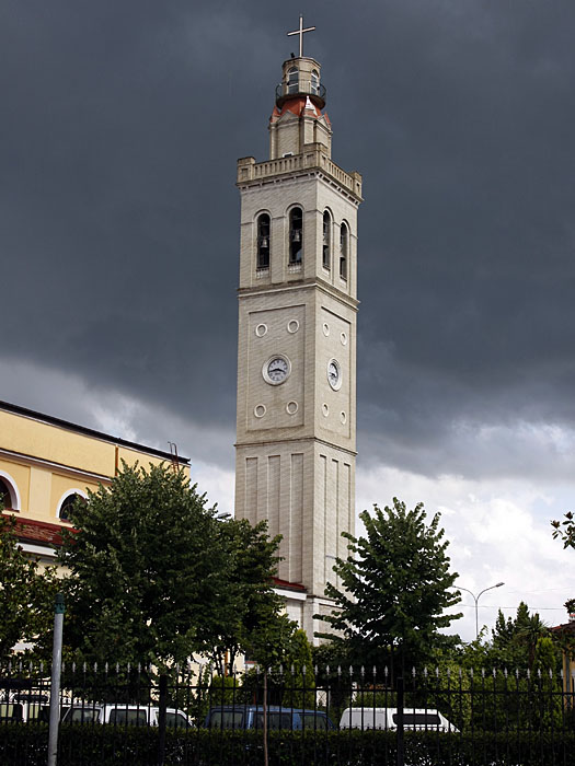 Der Uhrturm in Shkodër
