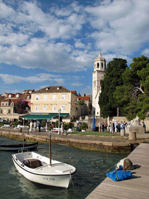 Das Boot ist nur für Der Hafen von Cavtat gedacht