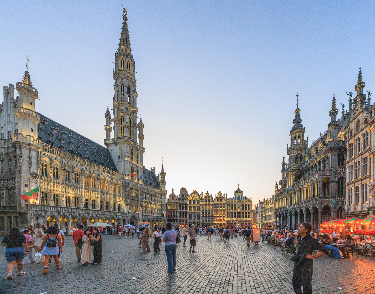 ... ist der zentrale Platz der belgischen Hauptstadt Brüssel