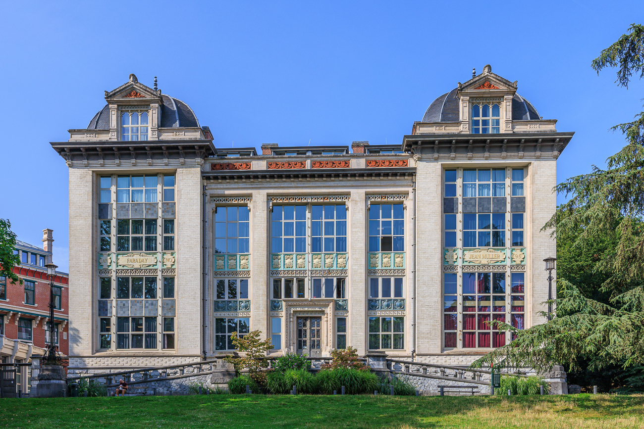 Lycée Emile Jacqmain, Sekundarschule in Brüssel