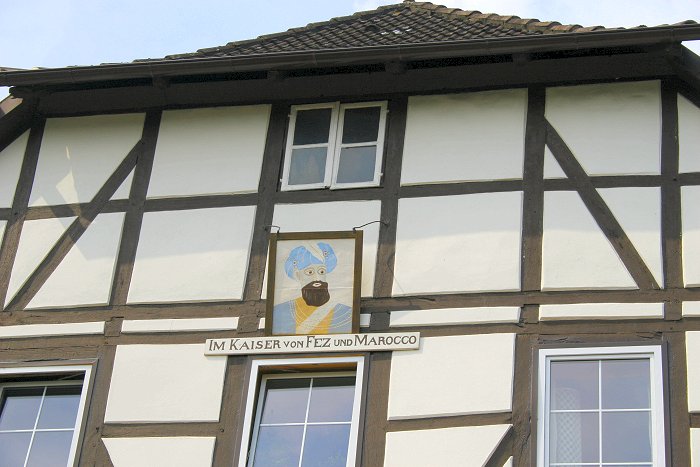 Wundersames neben dem Schloss?!