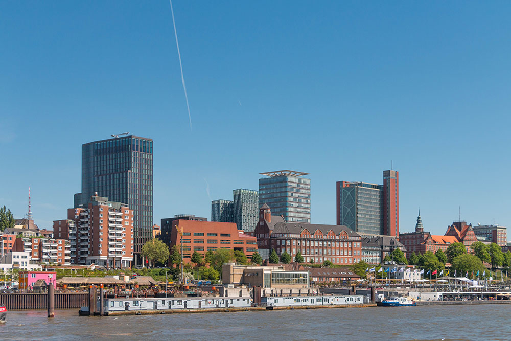 An den Landungsbrücken