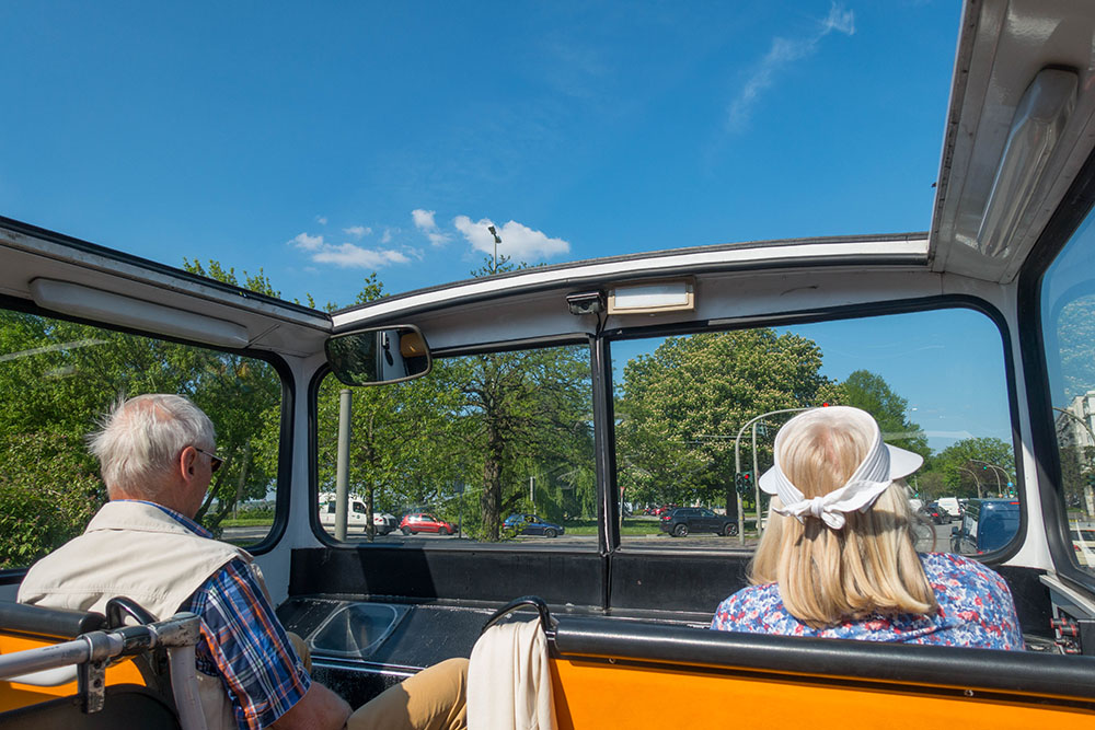 Mit dem Hopp On/Hopp Off-Bus kommt man bequem zu den Sehenswürdigkeiten
