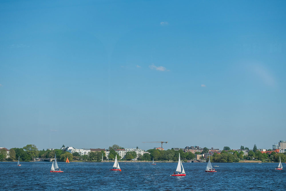 Segelboote auf der Außenalster