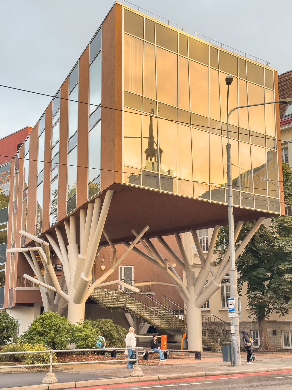 Auf dem Weg zurück zur Unterkunft, entdecken wir diese interessante Konstruktion