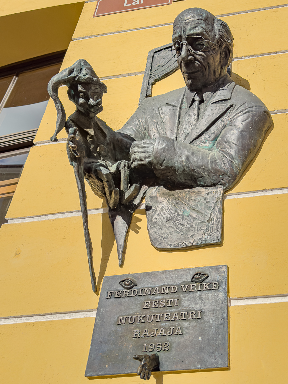 Ferdinand Veike, Gründer des estnischen Puppentheaters