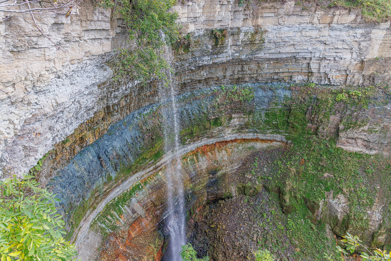 Besonders malerisch ist er im Winter, wenn vom Meer her Nordwinde wehen, die zusammen mit Wasserspritzern an den Bäumen Eisskulpturen bilden