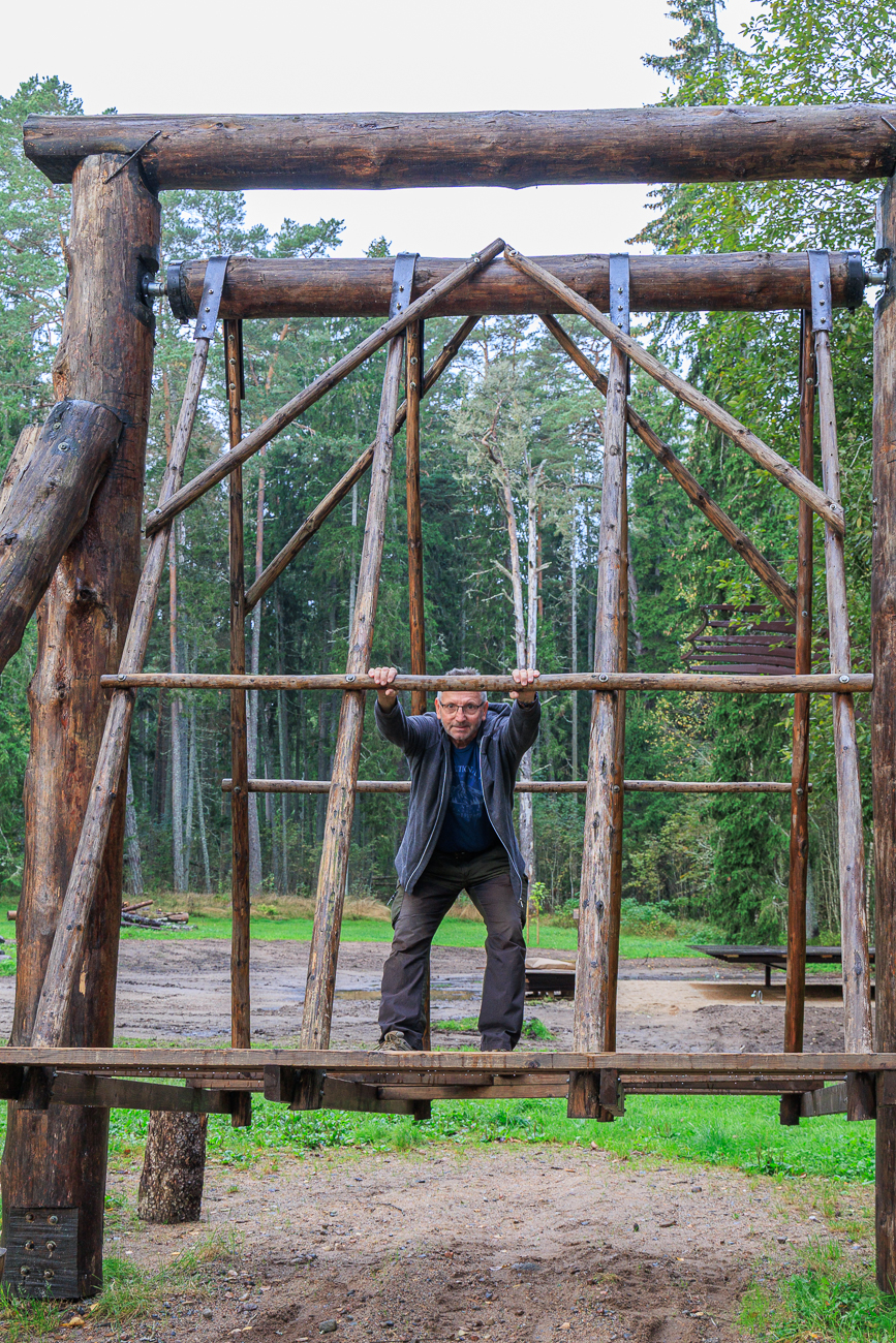 ... gibt eine in Estland beliebte Schaukel