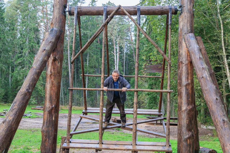 Die Schweden tanzen an Mittsommer um einen Baum. Die Esten schaukeln. Dahinter steht eine jahrhundertealte Tradition, die viel &uuml;ber die Seele des Landes verr&auml;t