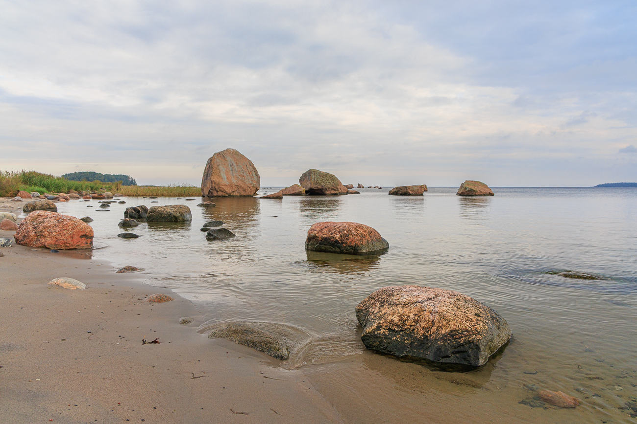 Noch mehr Findlinge, typisch f&uuml;r K&auml;smu