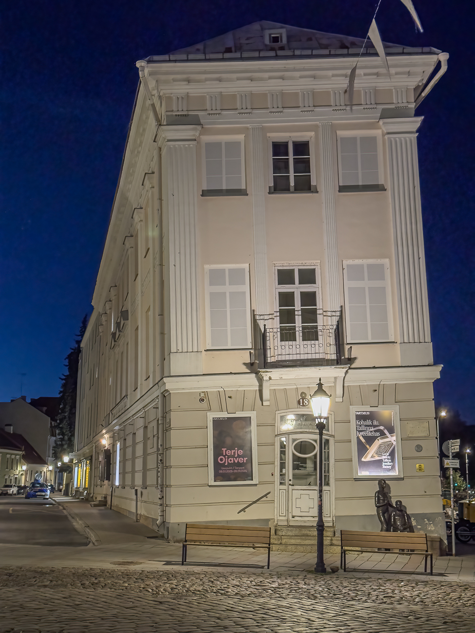 Auch hier entdecken wir einige rastende Kraniche auf den Feldern