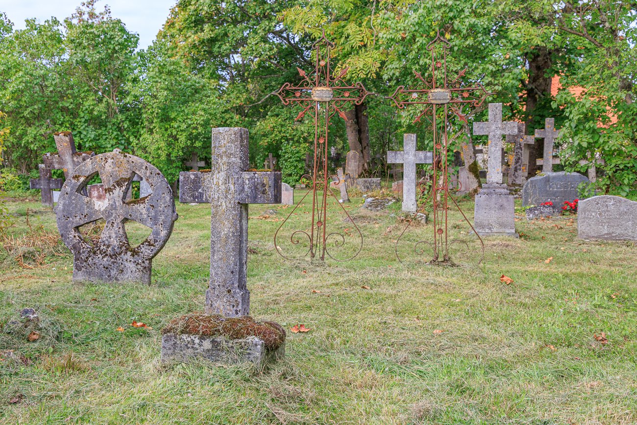 Einige Bilder des alten, schwedischen Friedhofs