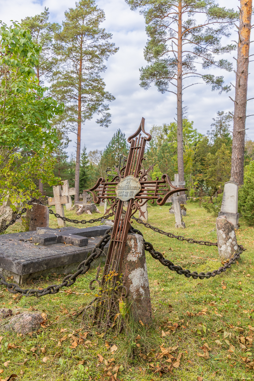 Einige Bilder des alten, schwedischen Friedhofs