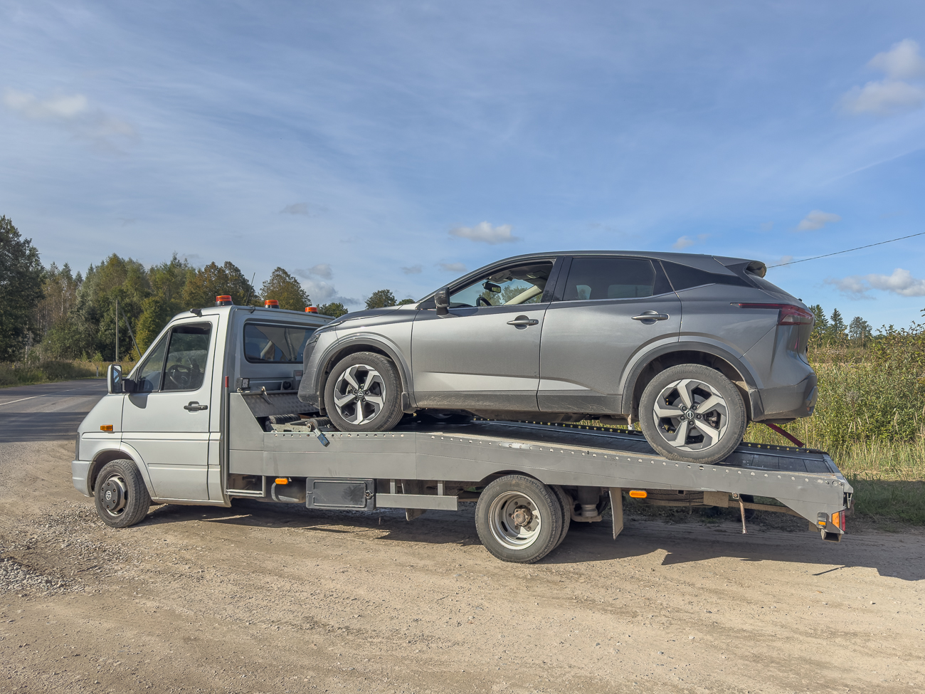 Nach ca. 1,5 h Wartezeit ist der Abschlepper da