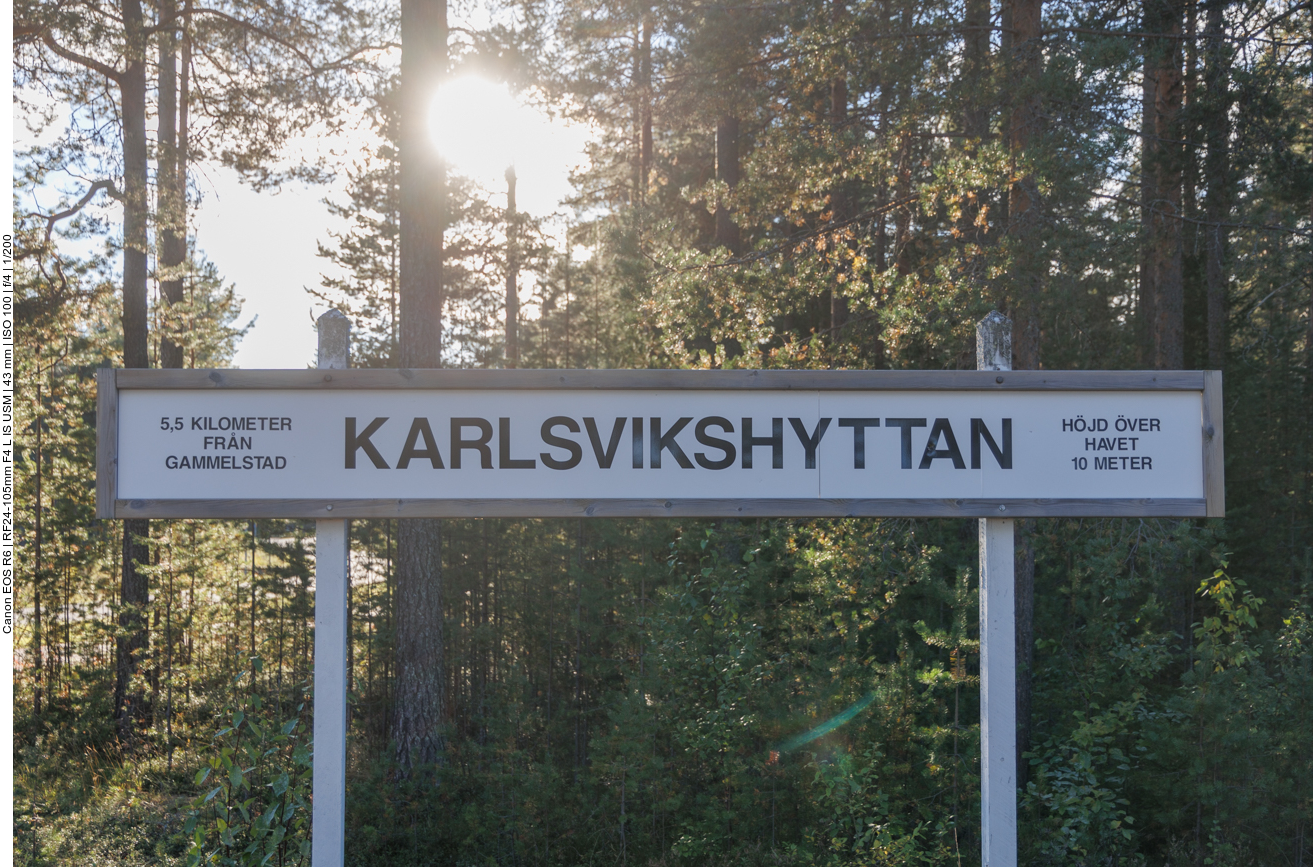 Die Bahnstrecke Gammelstad–Karlsvikshyttan ist eine 5,5 Kilometer lange normalspurige Bahnstrecke in Schweden. Auf der Strecke verkehren neben Güterzügen auch Museumszüge