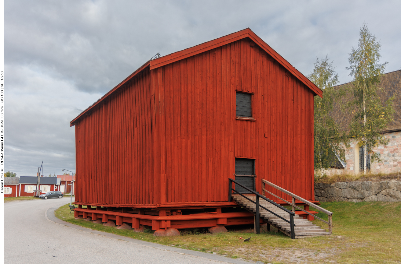 Holzhaus mit frostsicherem Fundament