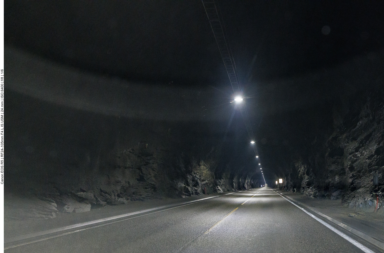 Fahrt durch den Nordkapp-Tunnel