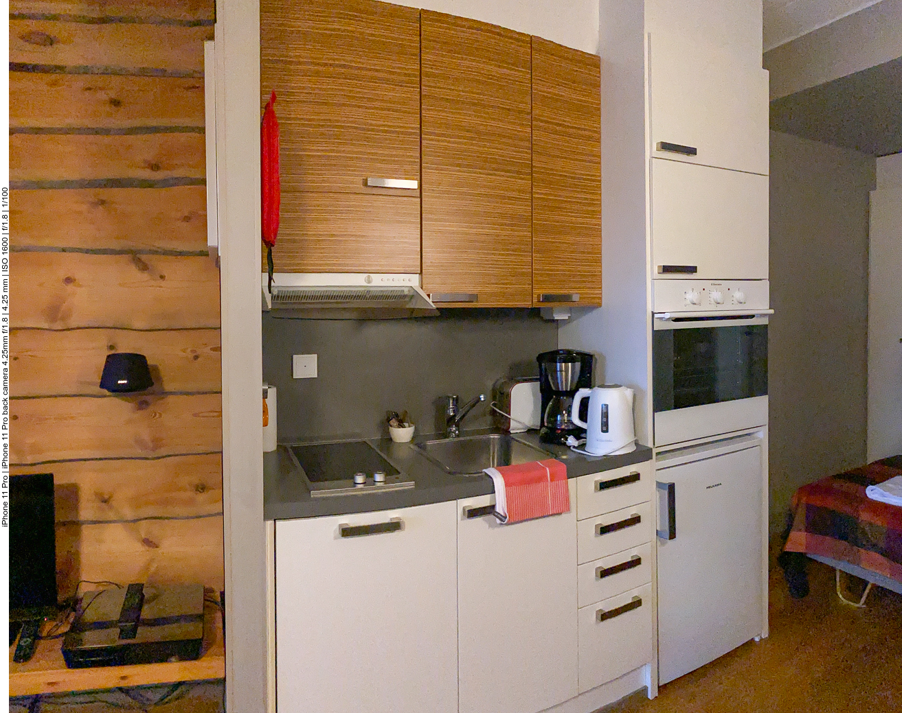 ... kleine Küche ...