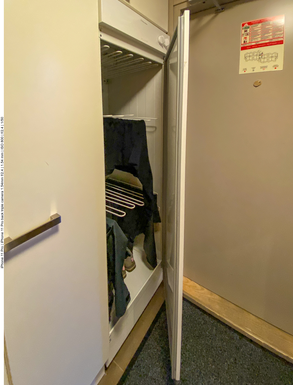 Nach der gestrigen Regenrunde holen wir am Morgen unsere Kleider aus dem Trockenschrank