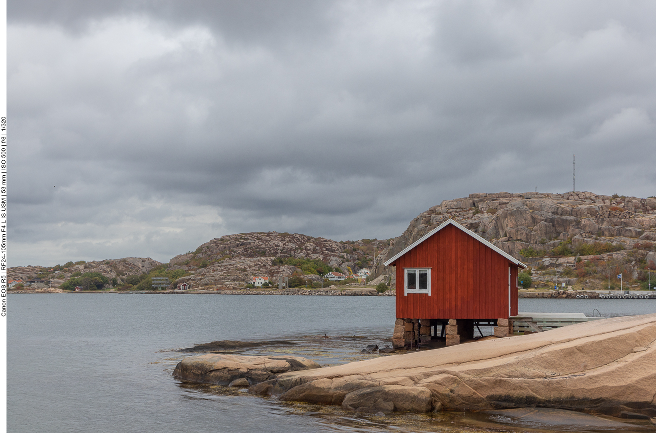 Häuschen auf Miniinsel