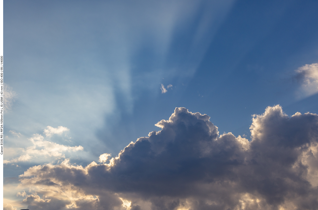 Wolken über dem Meer 