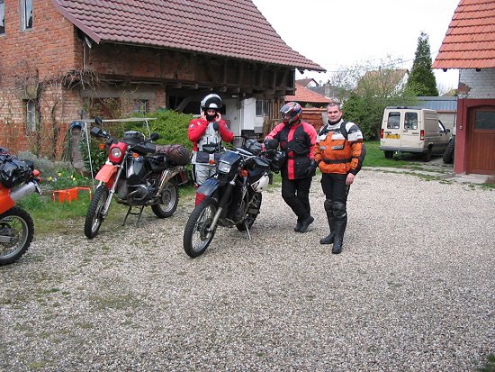 Start zur SHEF bei Marcel zuhause (Michael B., Dirk, Michael H.)