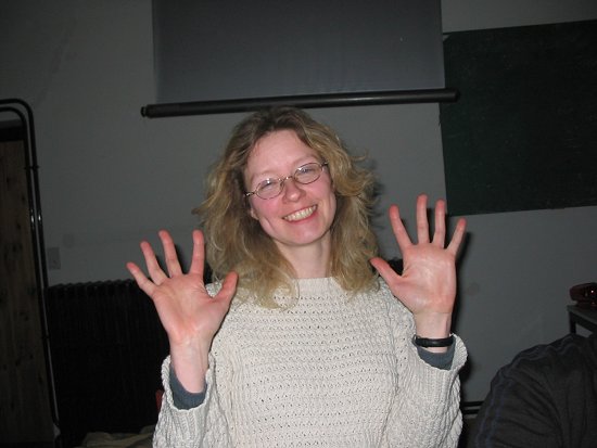 Rita (nimmt endlich die Finger weg) ;-)