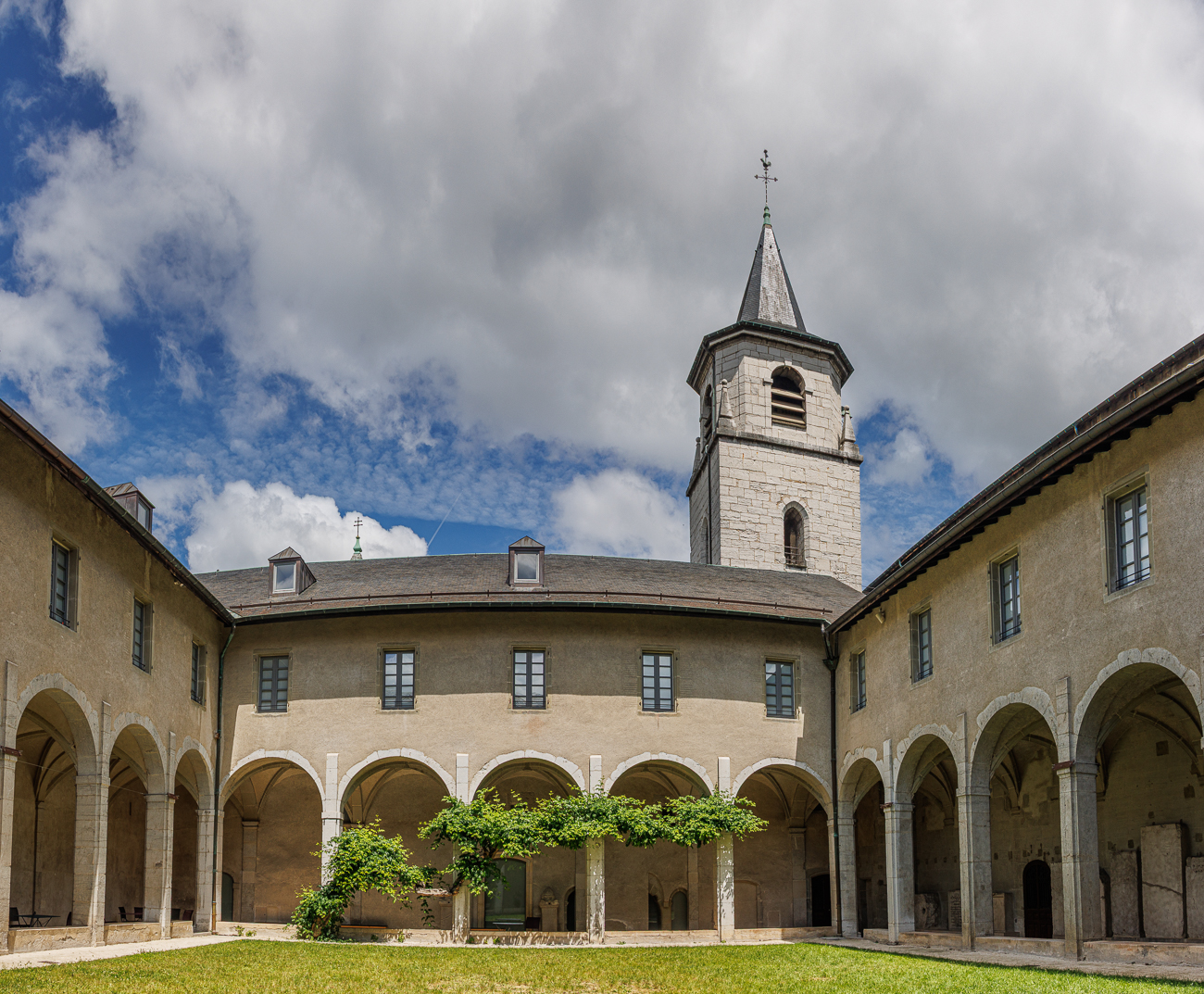 Kreuzgang des Mus&eacute;e Savoisien