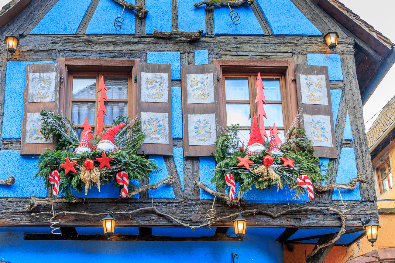 Viele H&auml;user sind noch weihnachtlich geschm&uuml;ckt