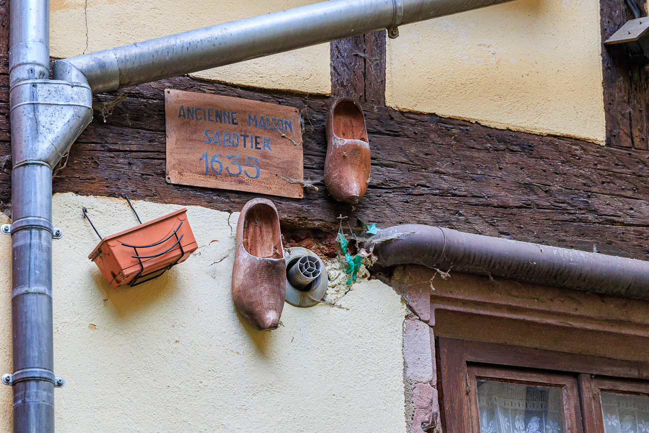 ... und alte H&auml;user kennzeichen Riquewihr