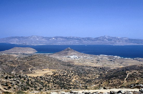 Dort drüben liegt die Insel Naxos
