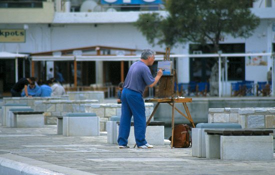 Maler im Hafen von Naxos